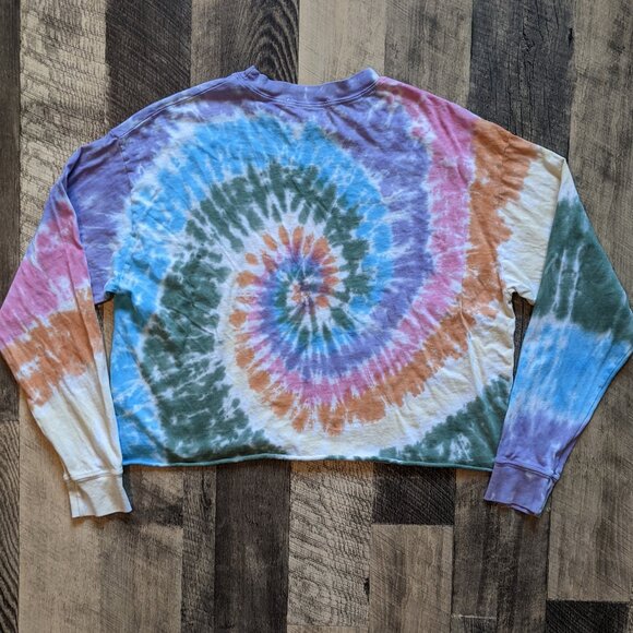 Daydreamer Spiral Tie Dye Crop Top Sweatshirt - Picture 3 of 7